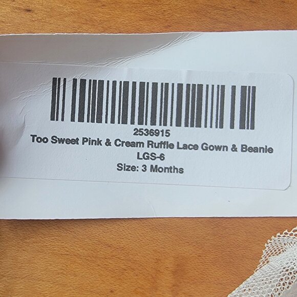 TOO SWEET PINK AND CREAM RUFFLE LACE GOWN WITH BEANIE SIZE 3 MONTHS NWT - Picture 8 of 8